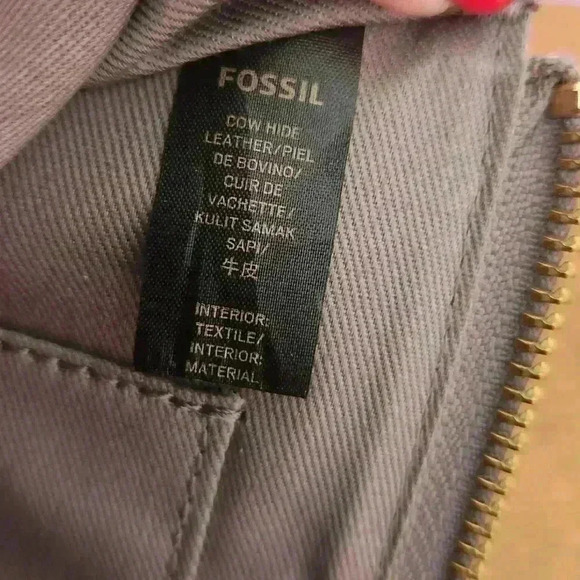 Fossil Large Powder Pink Perferated leather clutch 9.5" NWOT - Picture 3 of 8